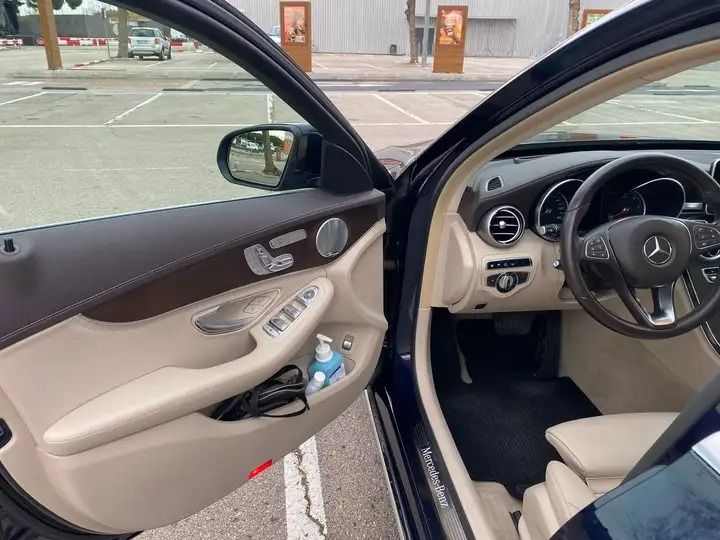 Mercedes-Benz C • 2014 • 39,400 km 4