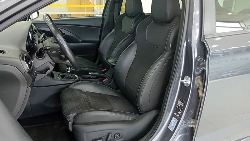 Hyundai i30 • 2018 • 40,710 km 15