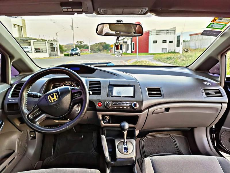 Honda Civic • 2006 • 219,320 km 1
