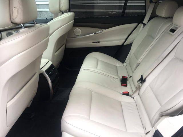 BMW 5 Series Gran Turismo • 2010 • 148,000 km 3