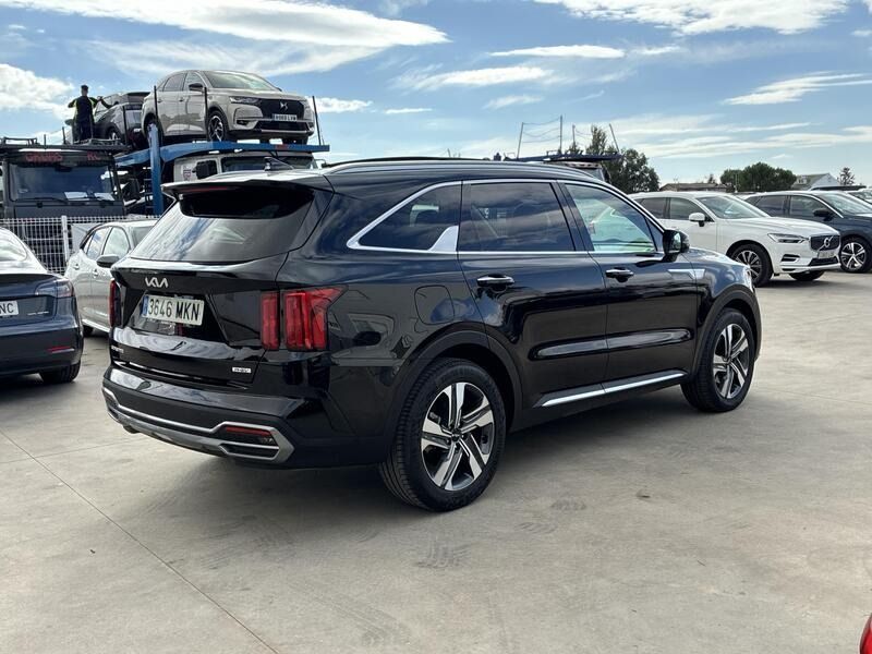 Kia Sorento • 2023 • 46,853 km 3
