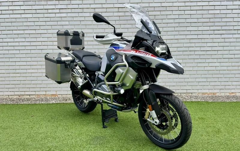 Bmw r1250gs • 2022 • 19,300 km 1