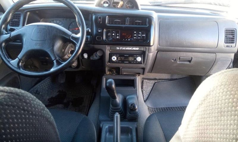 Mitsubishi L200 Pick up • 2005 • 200,000 km 3