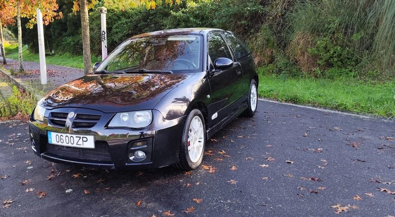 Mercury Milan Hybrid • 2005 • 140,000 km 8