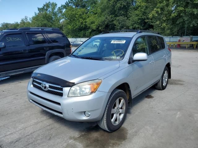 Toyota RAV4 • 2008 • 12 km 3