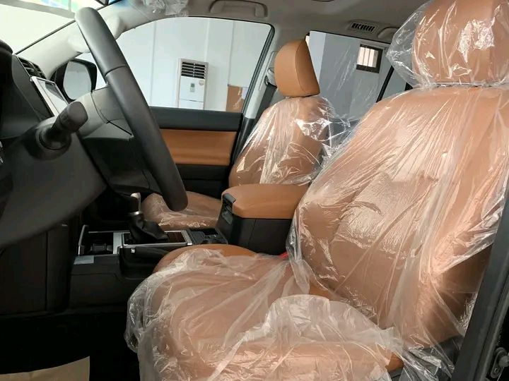 Toyota Land Cruiser • 2019 • 3 km 2