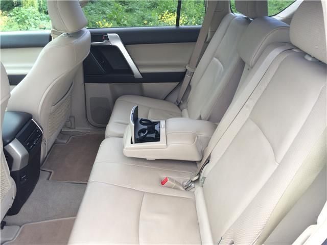 Toyota Land Cruiser • 2009 • 125,000 km 1
