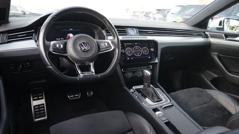 Volkswagen Arteon • 2018 • 124,600 km 10