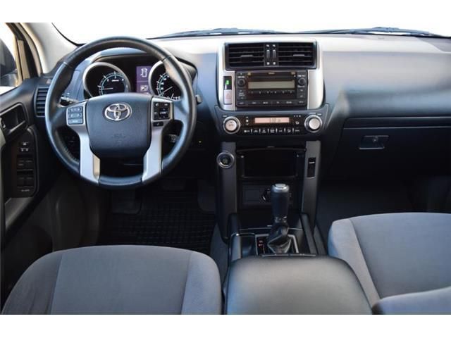 Toyota Land Cruiser • 2013 • 169,000 km 4