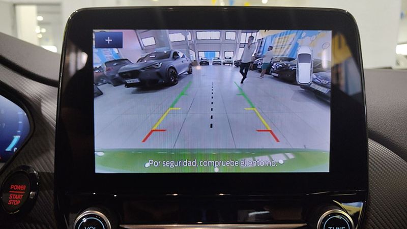 Ford Fiesta • 2022 • 25,694 km 13