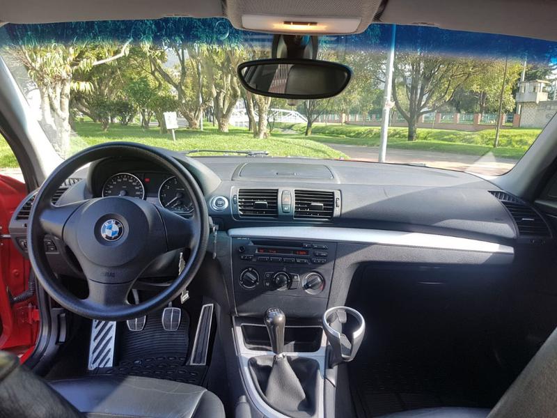 BMW Rad 1 • 2010 • 84,000 km 5