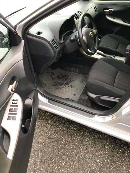 Toyota Corolla • 2008 • 163,000 km 2