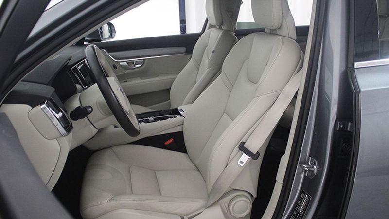 Volvo S90 • 2019 • 134,300 km 4
