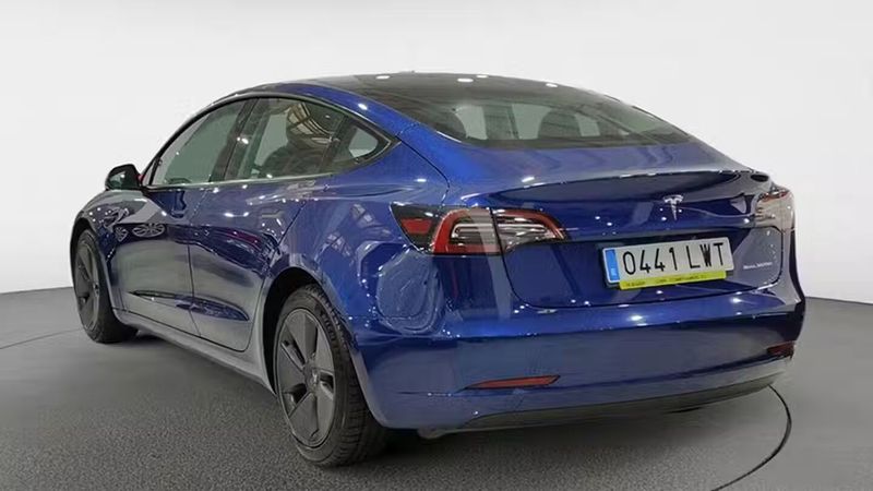 Tesla Model 3 • 2022 • 37,418 km 6