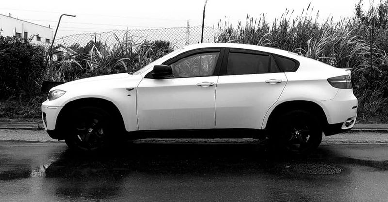 BMW X6 • 2018 • 87,000 km 6