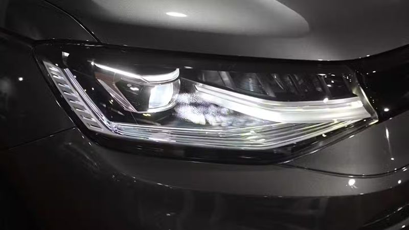 Volkswagen Caddy • 2021 • 44,361 km 8