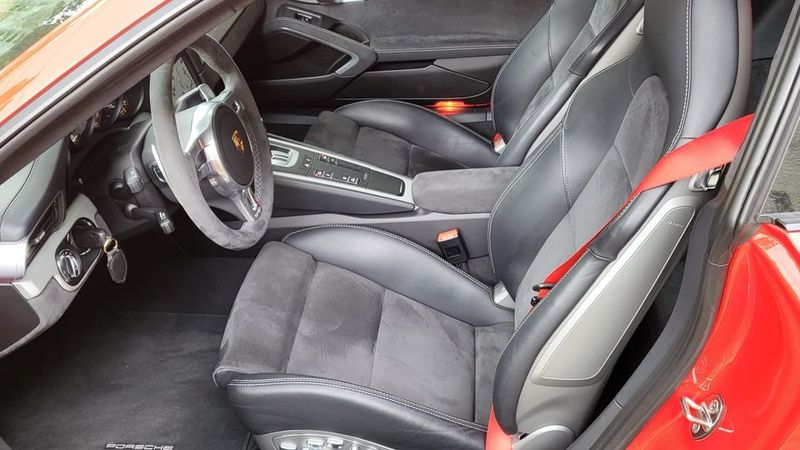 Porsche 911 Turbo • 2015 • 80,000 km 7