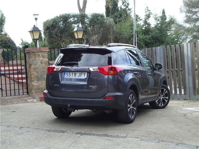 Toyota RAV4 • 2015 • 109,500 km 9