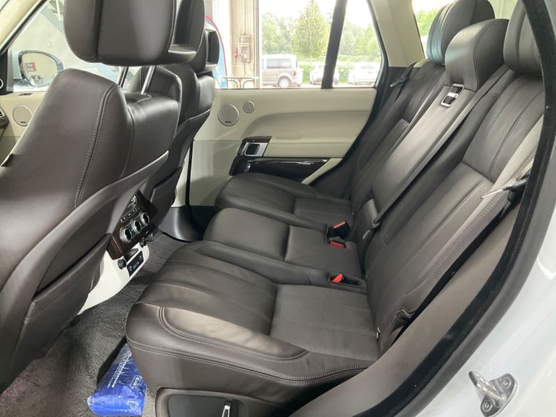 Land Rover Range Rover • 2017 • 92,000 km 7