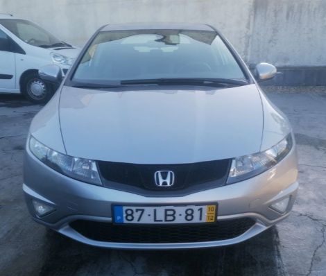 Honda Civic • 2010 • 198,000 km 1
