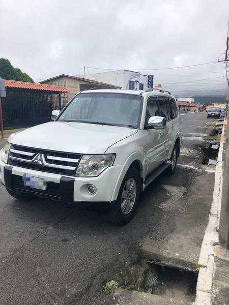 Mitsubishi Pajero Wagon • 2008 • 346,500 km 2