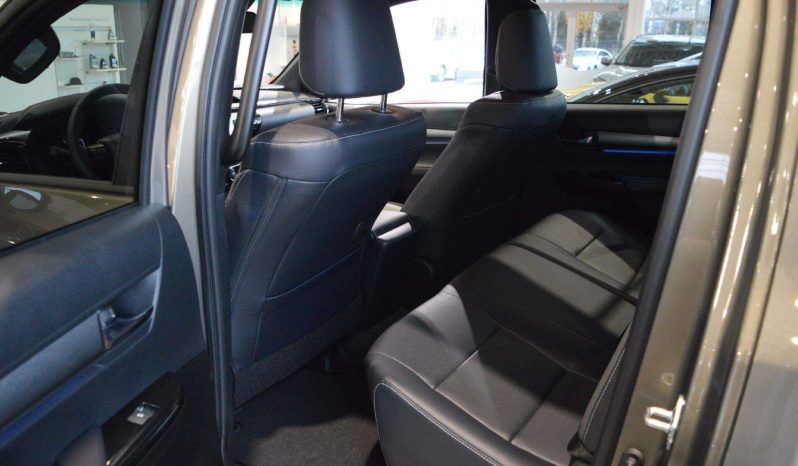 Toyota Hilux • 2023 • 7,814 km 4