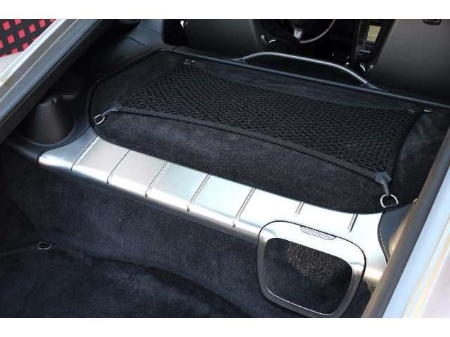 Porsche Cayman • 2009 • 70,000 km 12