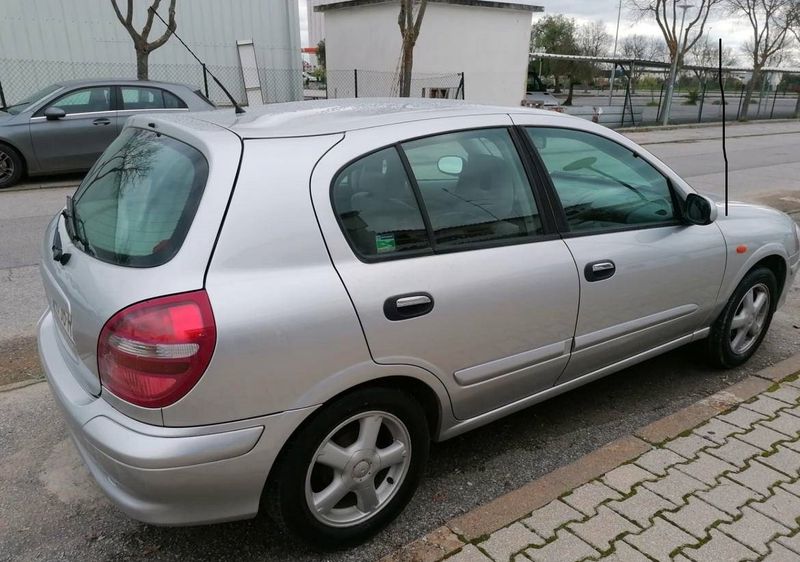 Nissan Almera • 2005 • 203,000 km 4