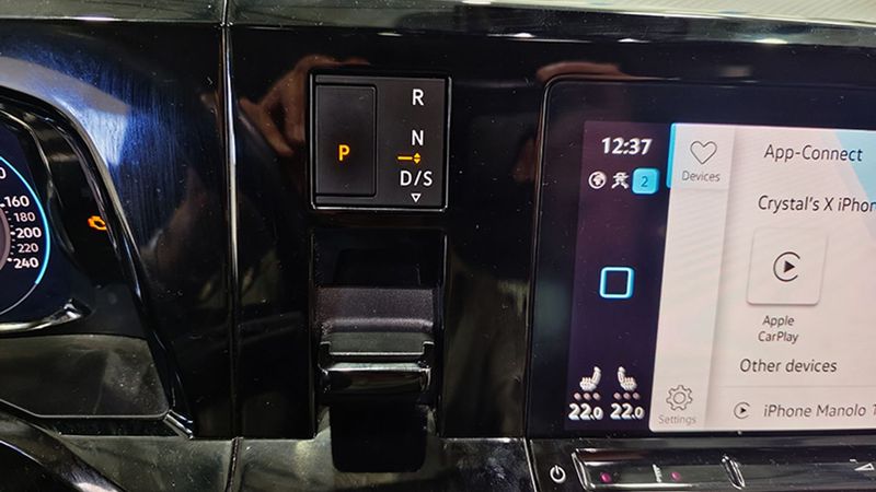 Volkswagen Multivan • 2022 • 48,142 km 7