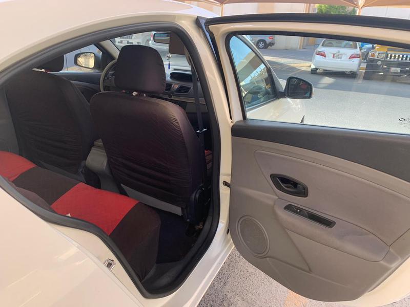 Renault Fluence • 2011 • 134,000 km 3