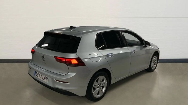 Volkswagen Golf • 2021 • 64,700 km 14