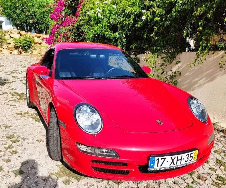 Porsche 911 • 2007 • 15,970 km 2