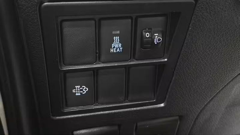 Toyota Hilux • 2022 • 53,912 km 9