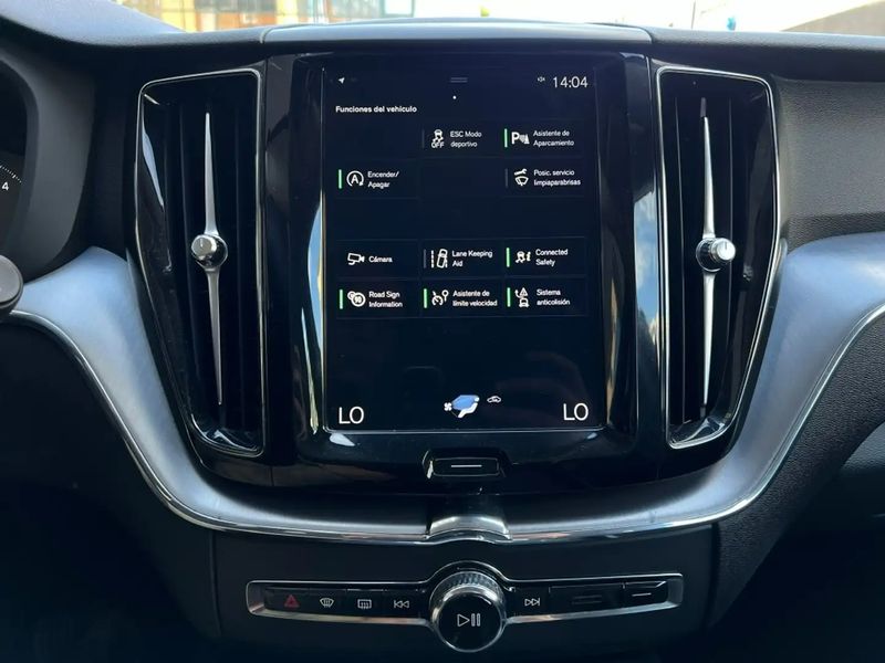 Volvo XC60 • 2021 • 65,000 km 8