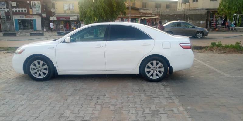 Toyota Camry Hybrid • 2007 • 86,097 km 5