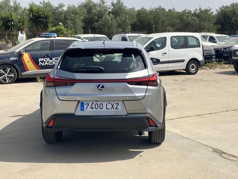 Lexus UX • 2022 • 29,232 km 4