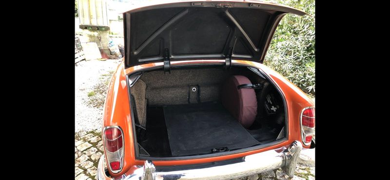 Mercedes-Benz 190 • 1958 • 65,000 km 7