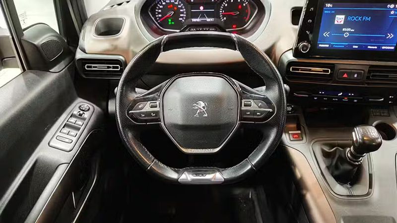 Peugeot Bipper • 2021 • 49,762 km 8