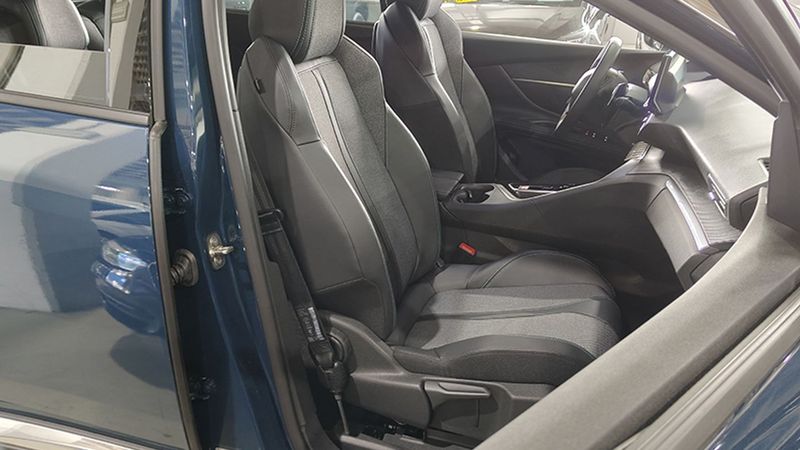 Peugeot 5008 • 2023 • 6,418 km 11