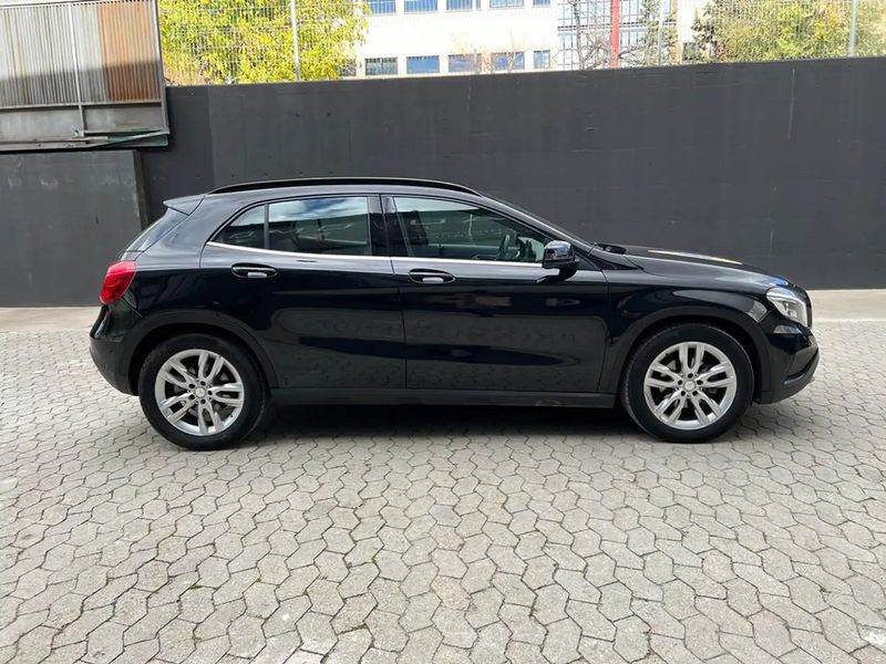 Mercedes-Benz GLA-Class • 2017 • 112,000 km 8