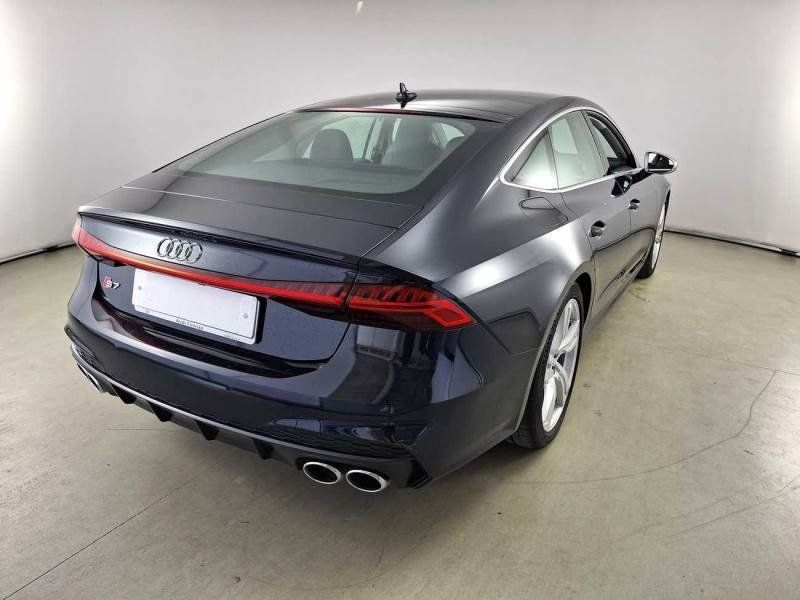 Audi A7 • 2021 • 73,000 km 4