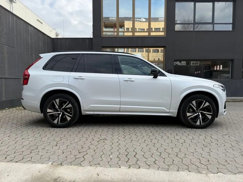 Volvo XC • 2021 • 82,000 km 13