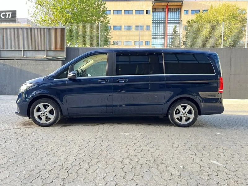 Mercedes-Benz 210 Van • 2019 • 67,000 km 4