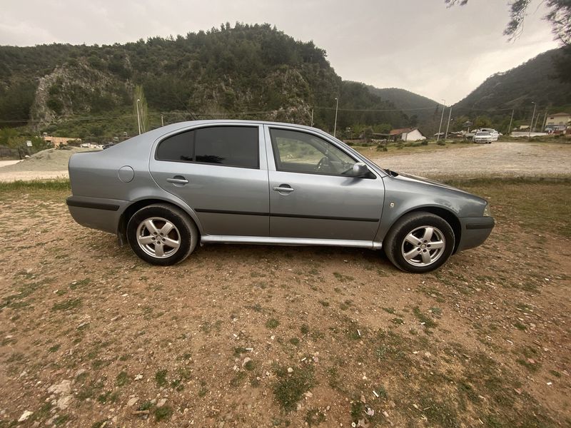 Škoda Octavia • 2006 • 226,000 km 9