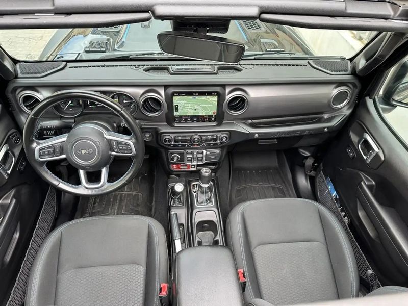 Jeep Wrangler • 2022 • 32,100 km 6