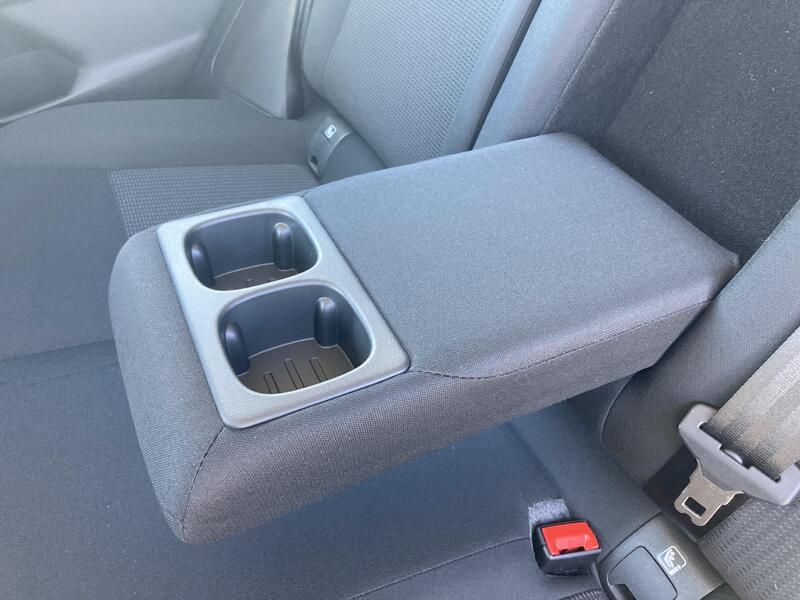 Nissan Qashqai • 2023 • 21,557 km 19