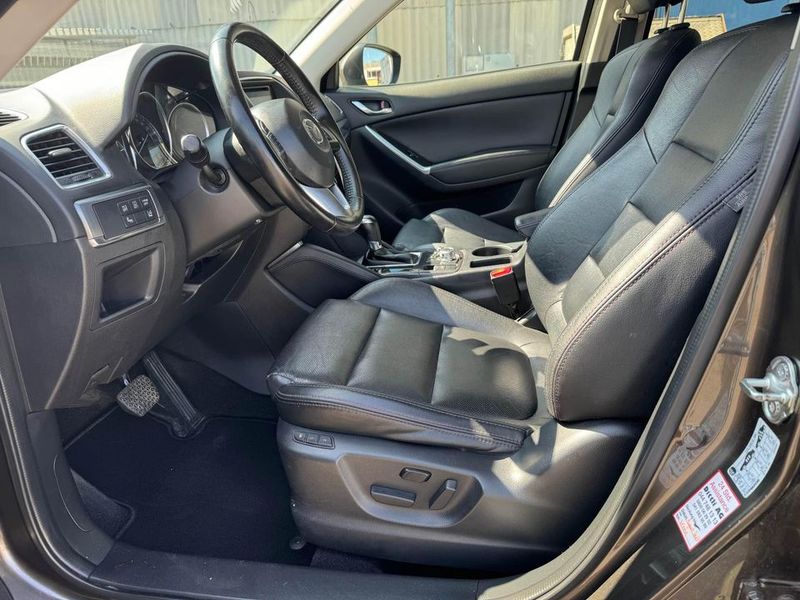 Mazda CX-5 • 2015 • 174,000 km 2
