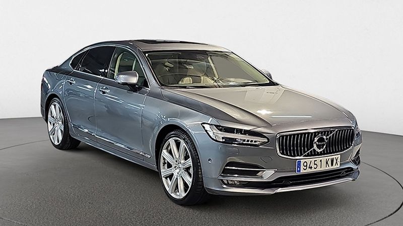 Volvo S90 • 2019 • 19,670 km 2