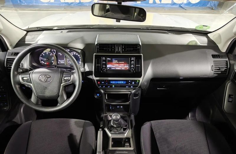 Toyota Land Cruiser • 2021 • 20,098 km 5