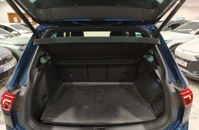 Volkswagen Tiguan • 2023 • 48,591 km 12